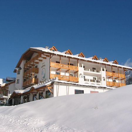 Hotel Cristallo Passo San Pellegrino Esterno foto