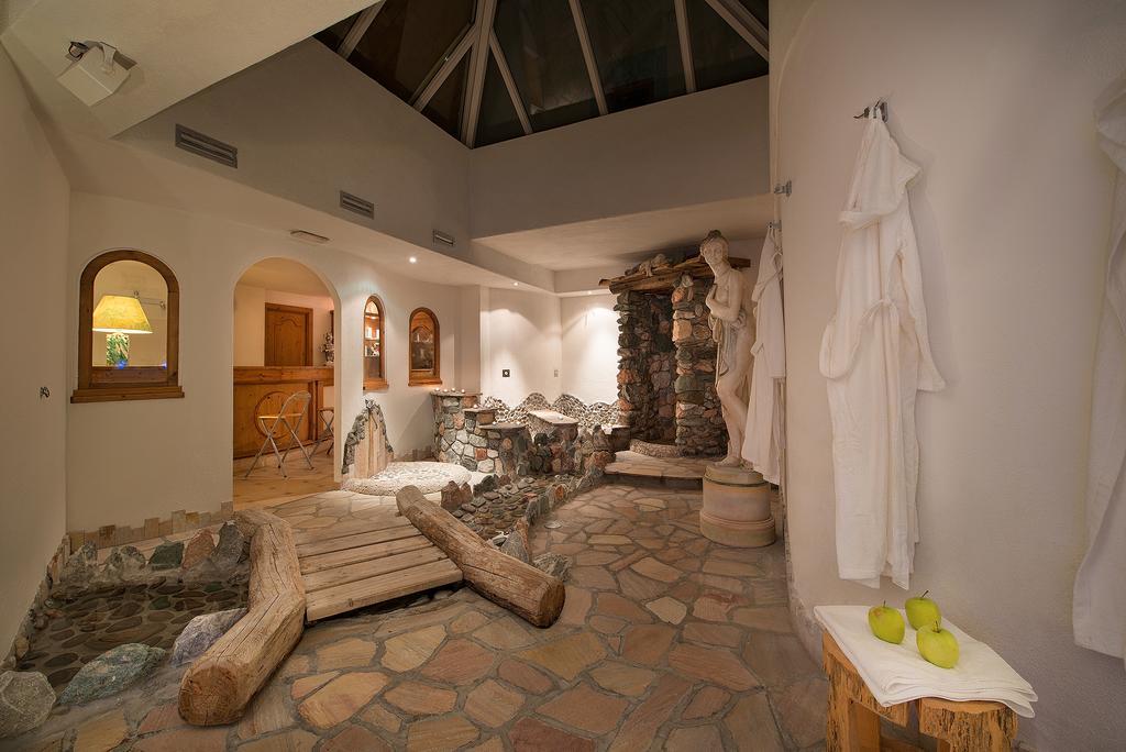 Hotel Cristallo Passo San Pellegrino Esterno foto