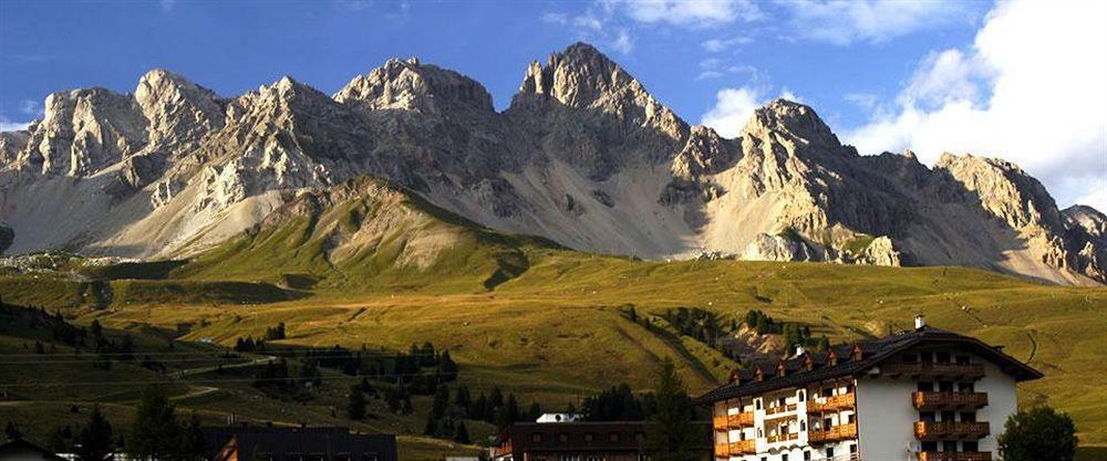 Hotel Cristallo Passo San Pellegrino Esterno foto